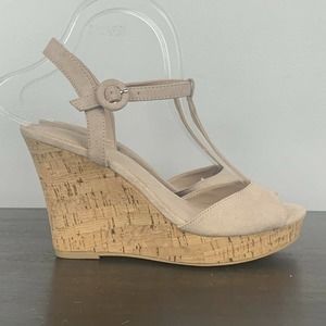 NWOT Charles David Womens size 7 Faux Suede Cork Platform Wedge Heel Sandals